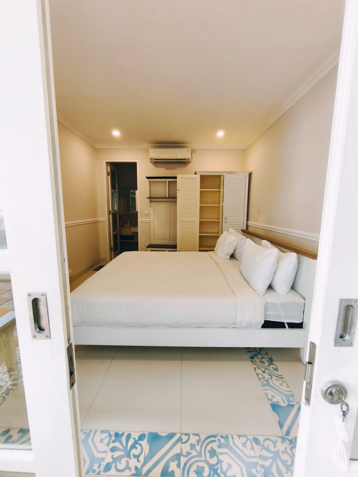 Spacious Villa Just Steps from Brunch Club Berawa